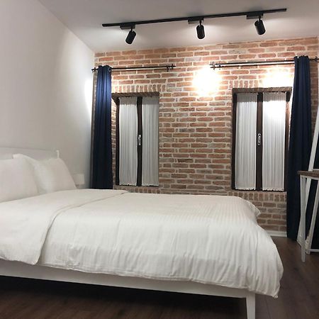 Old Bazaar Rooms 코르처 외부 사진
