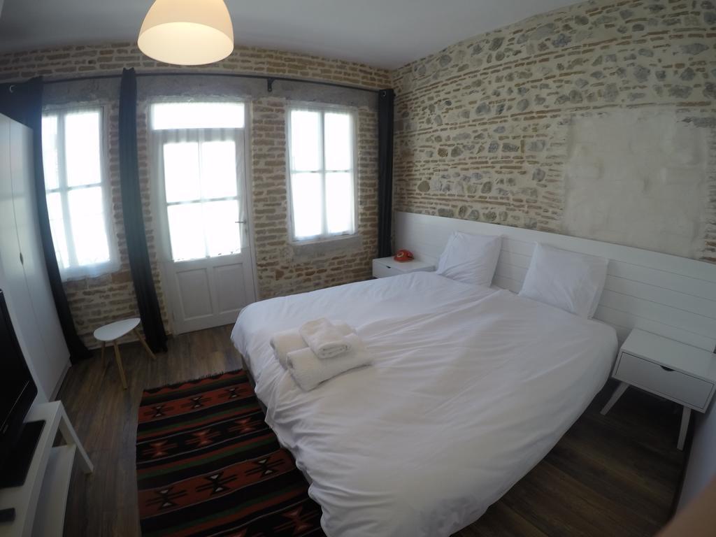 Old Bazaar Rooms 코르처 외부 사진
