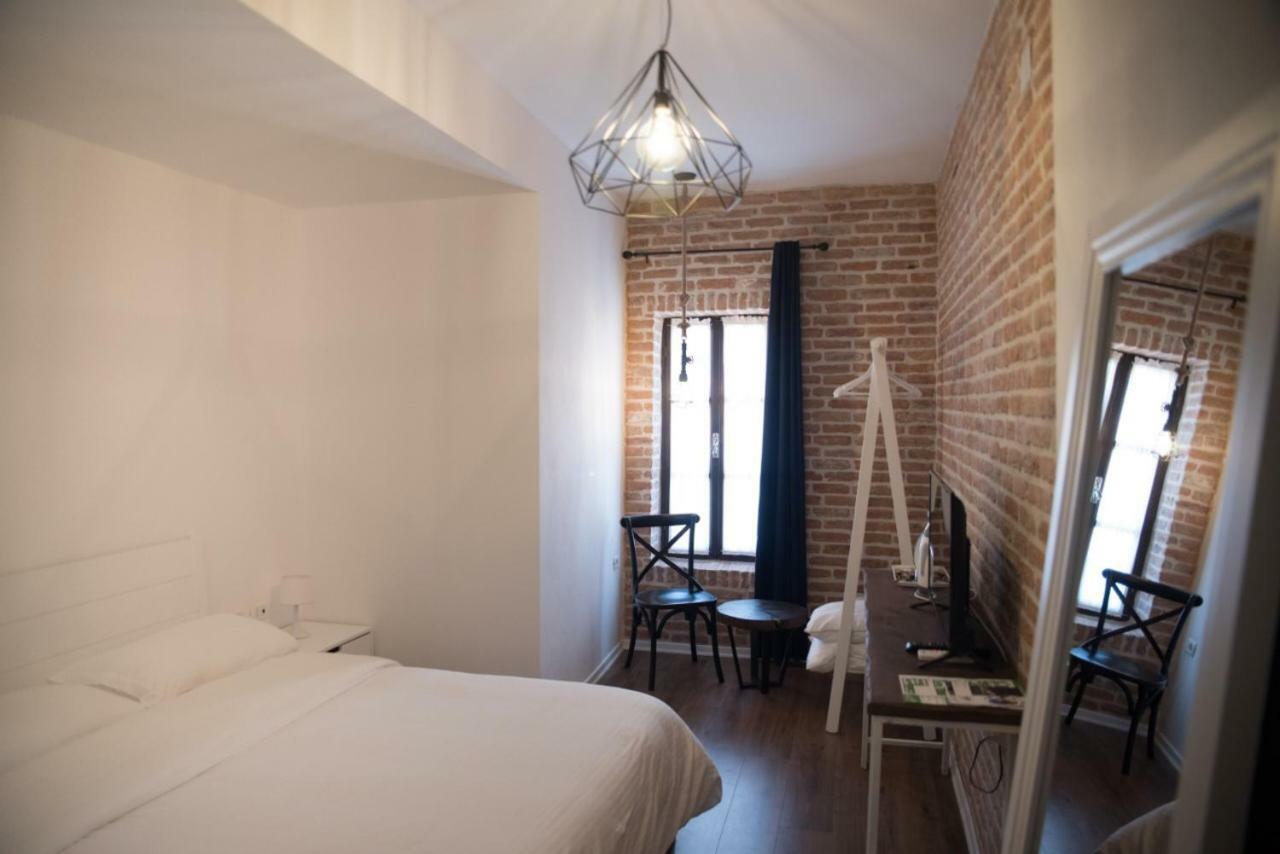 Old Bazaar Rooms 코르처 외부 사진