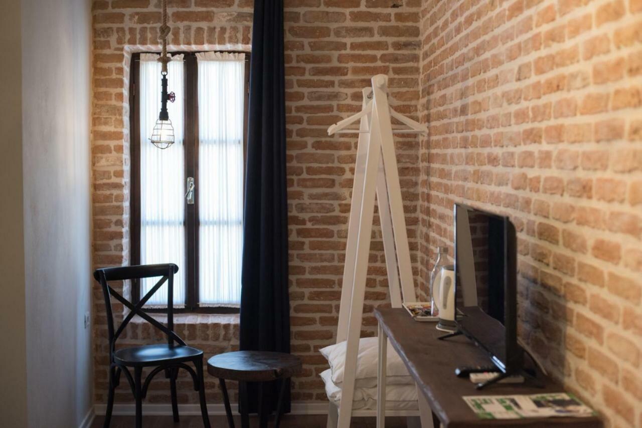 Old Bazaar Rooms 코르처 외부 사진