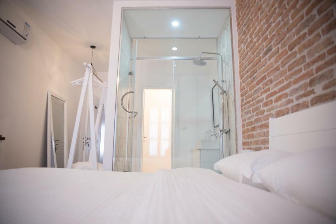 Old Bazaar Rooms 코르처 외부 사진
