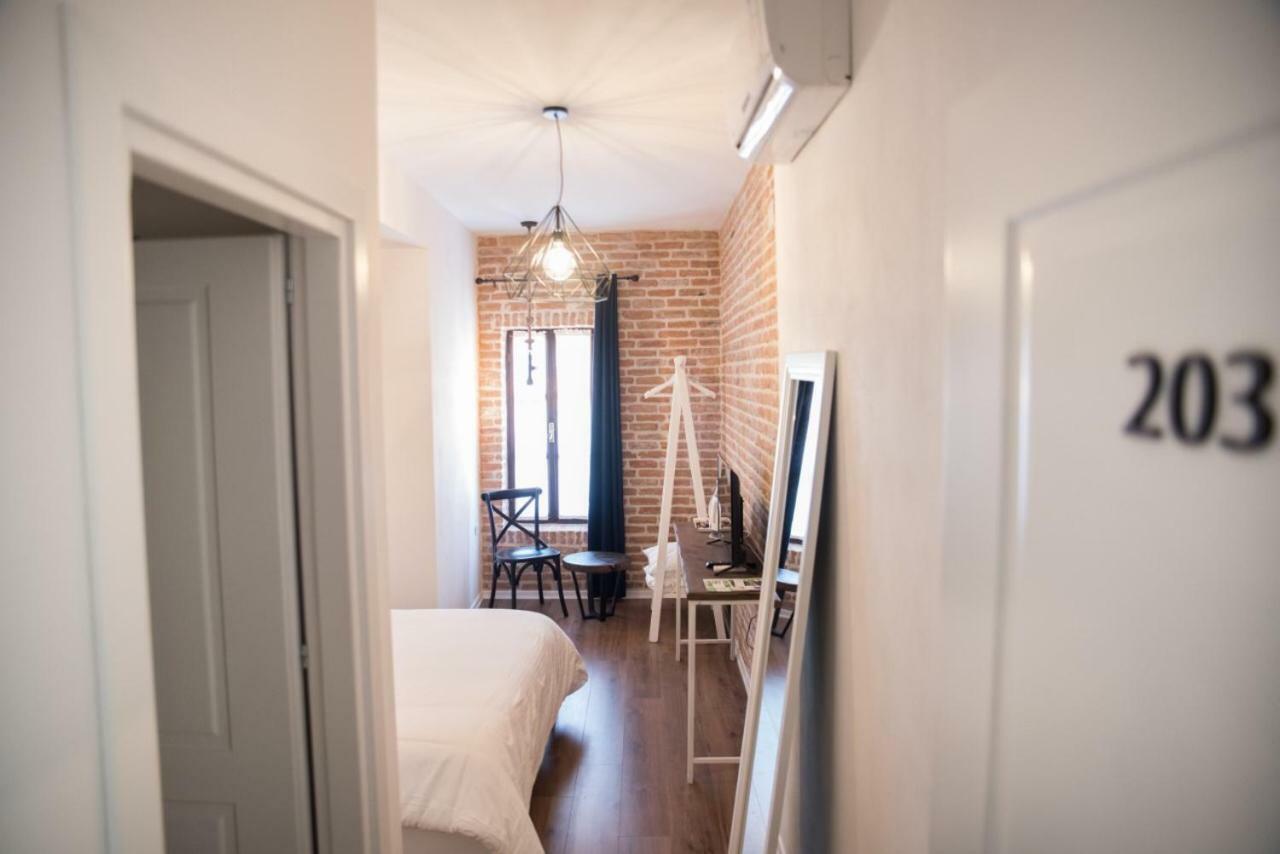 Old Bazaar Rooms 코르처 외부 사진